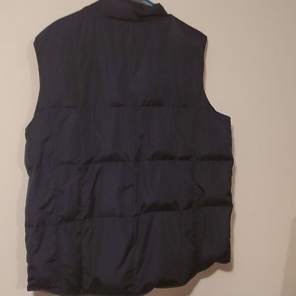 Lands End puffer vest L Navy - Picture 5 of 5